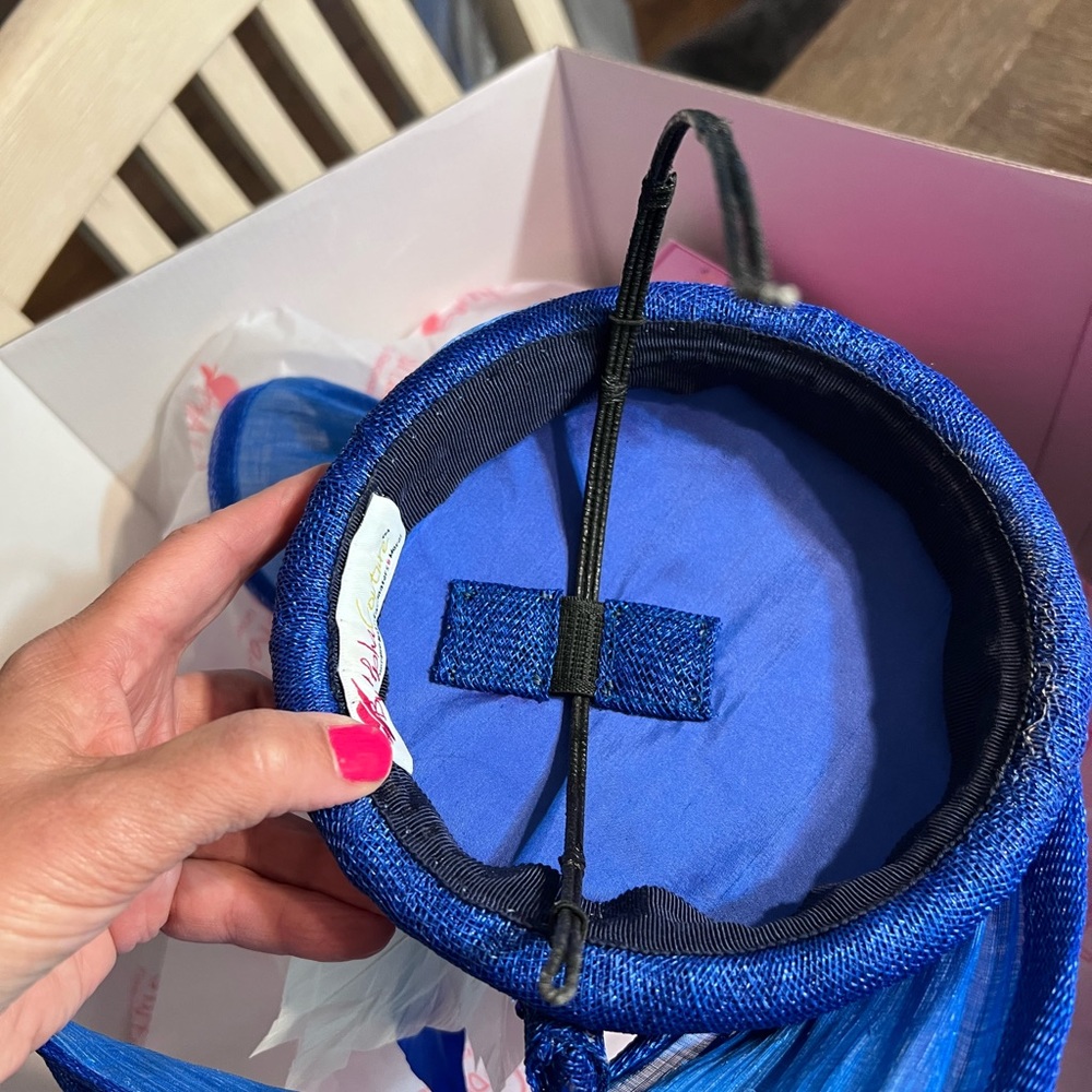 Kentucky Derby Hat 🐎💐🍾/ fascinator 💙 custom order. Hand made - Picture 4 of 9